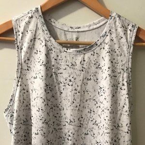 Avia Size Small Open Lower Back Flow Athletic Tank - Black/White/Gray Marble